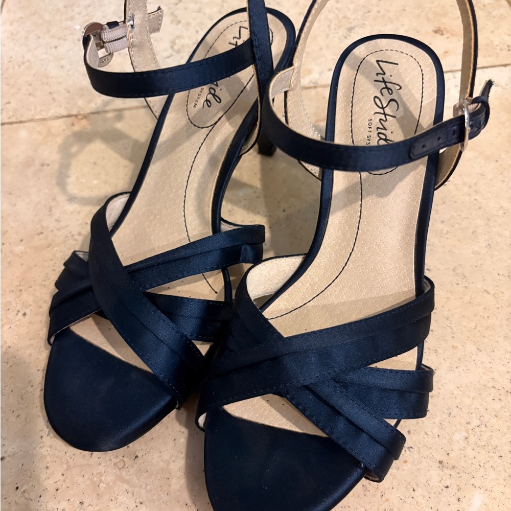 Life Stride Women's Dark Blue Strappy Heels